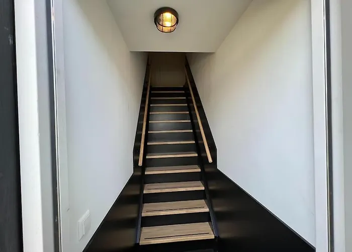 Oda ve Kahvaltı Bij Zee 3*